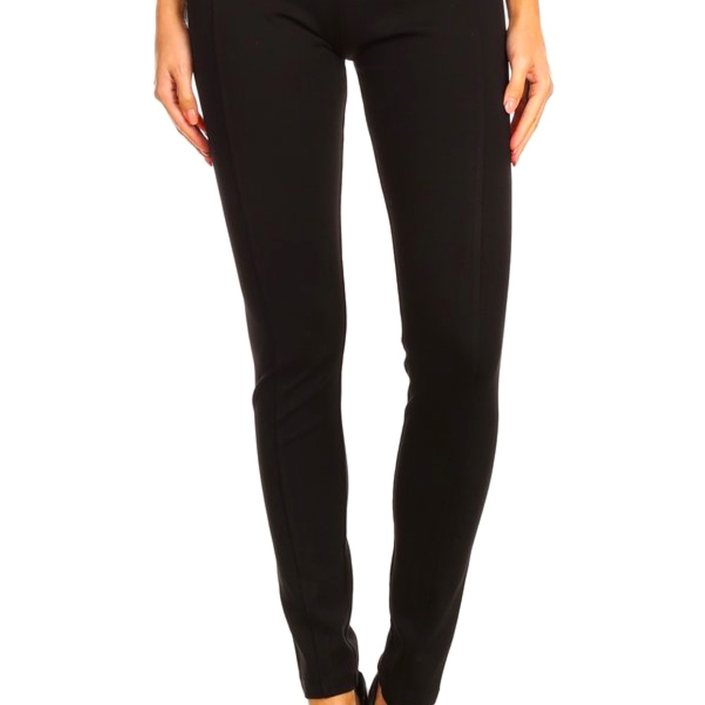 Nina Rossi Black skinny jeans.  Size M.  NWT